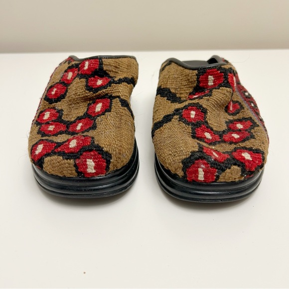 Boho pattern woven clog size 38 EU / 7 US - Picture 3 of 9